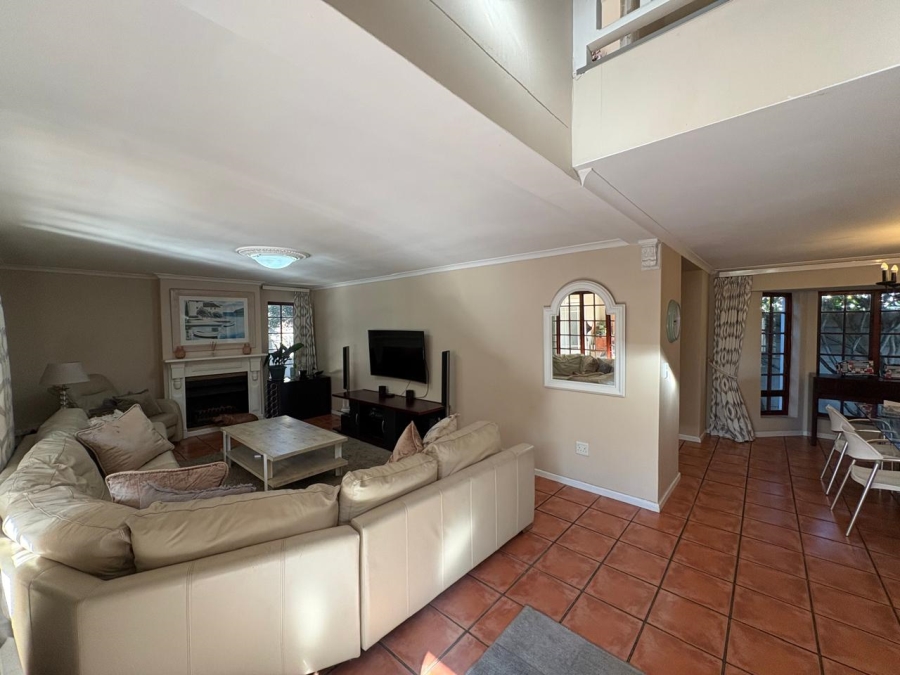 4 Bedroom Property for Sale in Parklands Western Cape